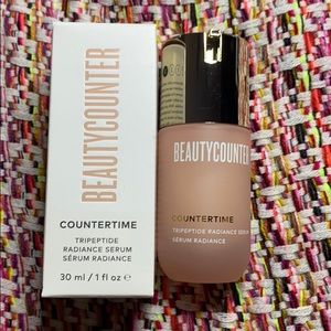 Tripeptide radiance serum